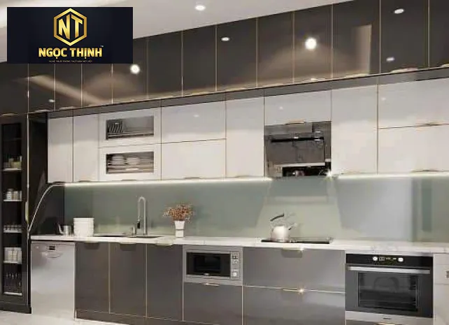 TỦ BẾP THIẾT KẾ SANG TRỌNG
